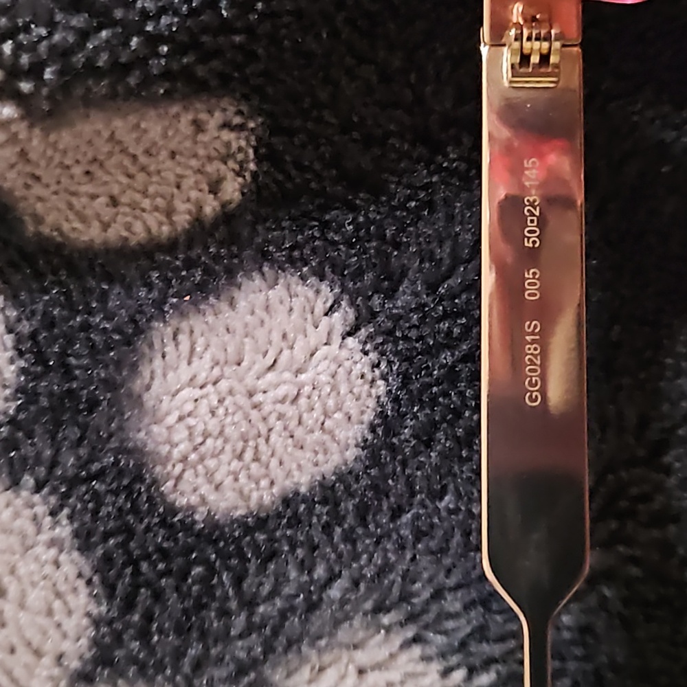 Gucci Pink Glitter Sunglasses - Picture 4 of 8